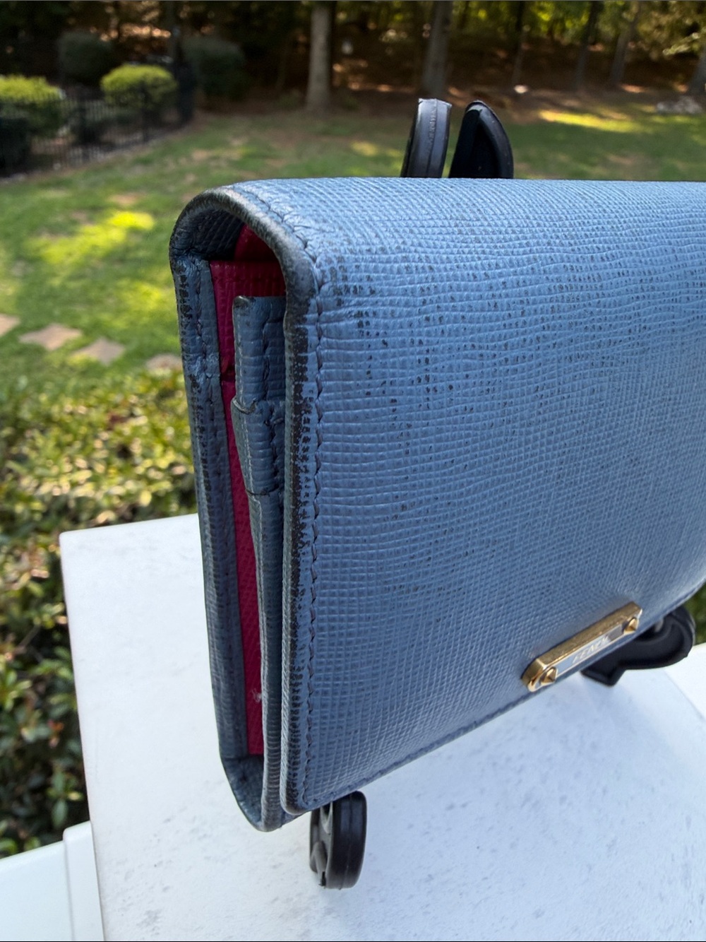Fendi Authentic Textured Navy Leather Trifold Wallet with Gold Logo Plate - Picture 7 of 17